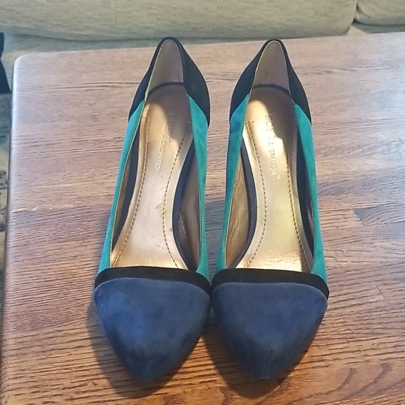 BCBGENERATION Blue/Black Suede Pumps - Picture 5 of 7
